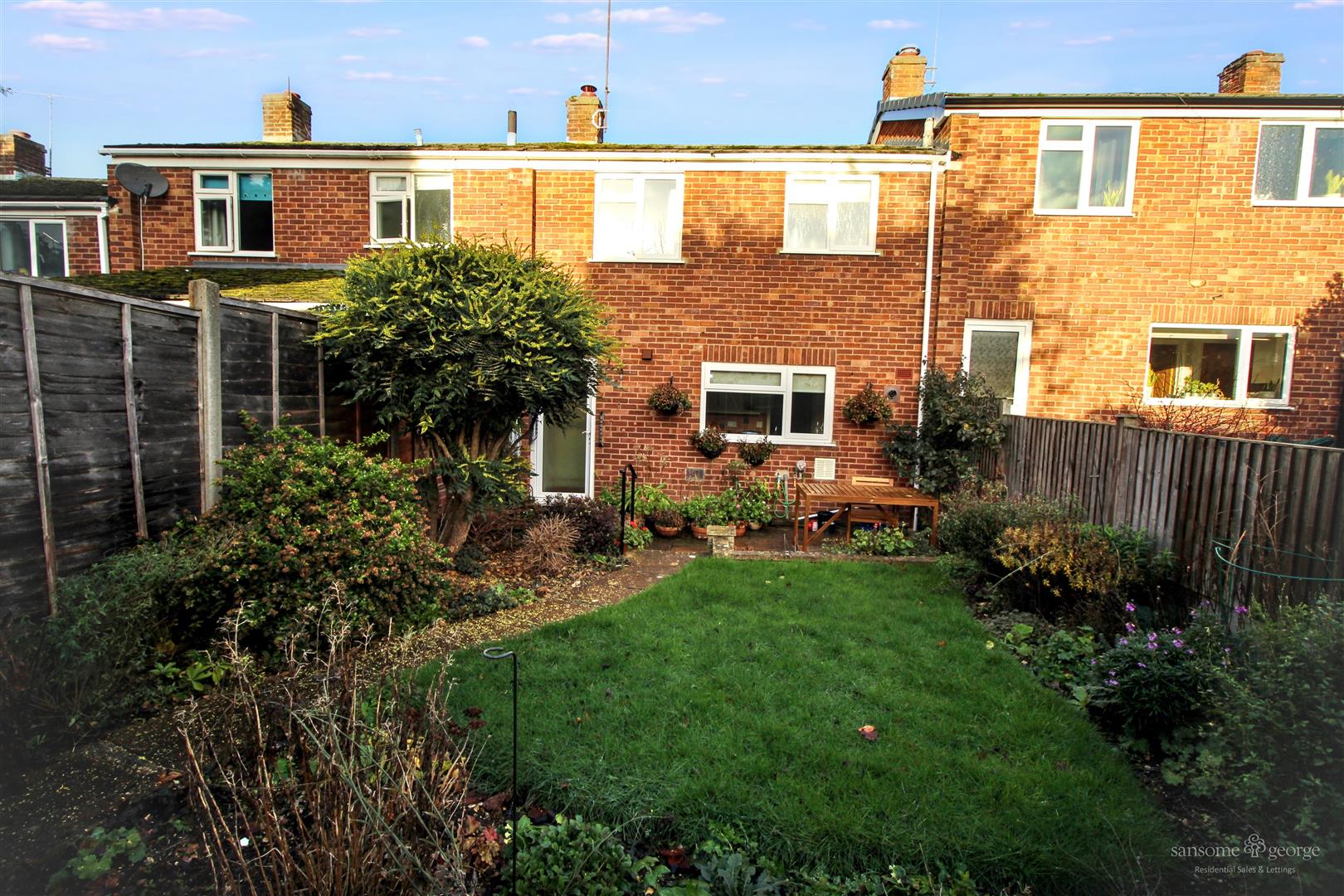 Newbery Close, Tilehurst, Reading